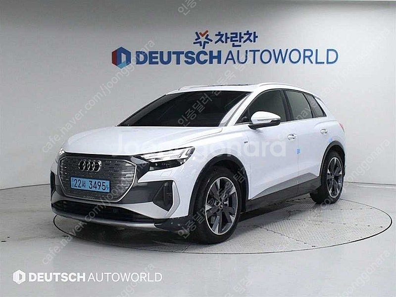 30,600 km 아우디 Q4 중고 아우디 전기차 40 프리미엄 중고차구매 24시 상담 흰색--0